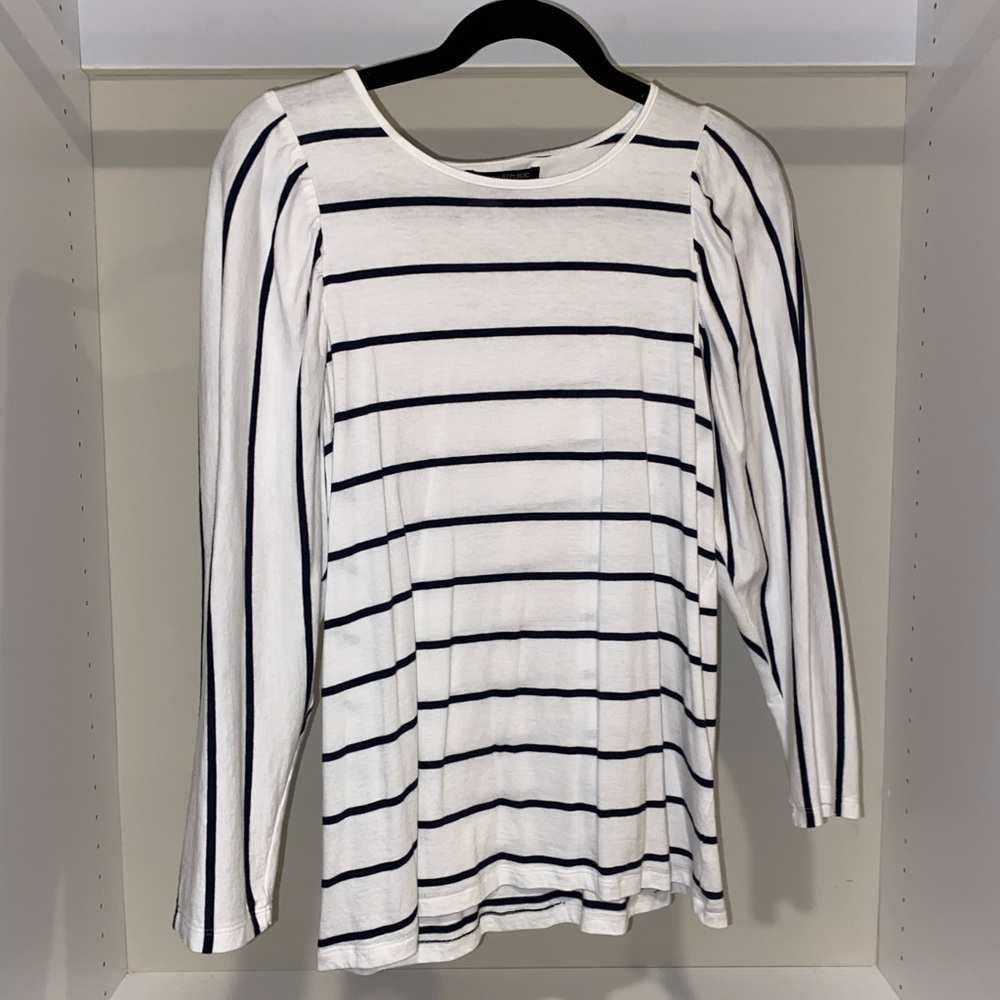 Banana Republic 🍌 basic stripe top